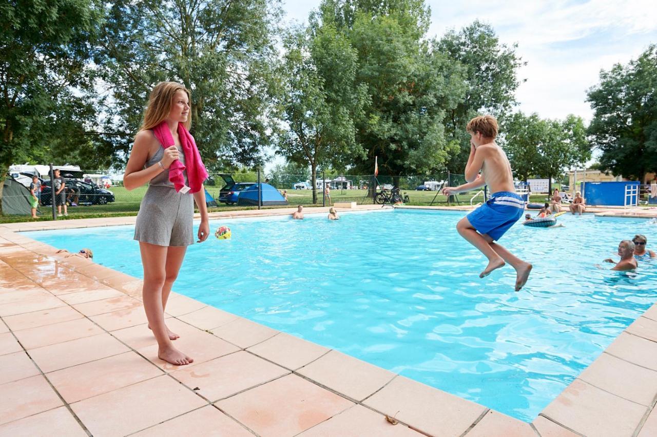 Camping Aux Rives du Soleil Pont-de-Vaux Eksteriør billede