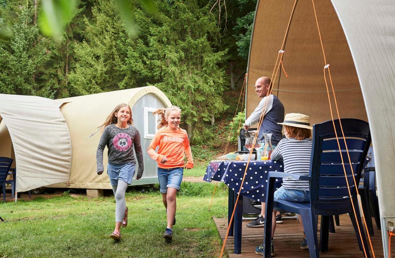 Camping Aux Rives du Soleil Pont-de-Vaux Eksteriør billede